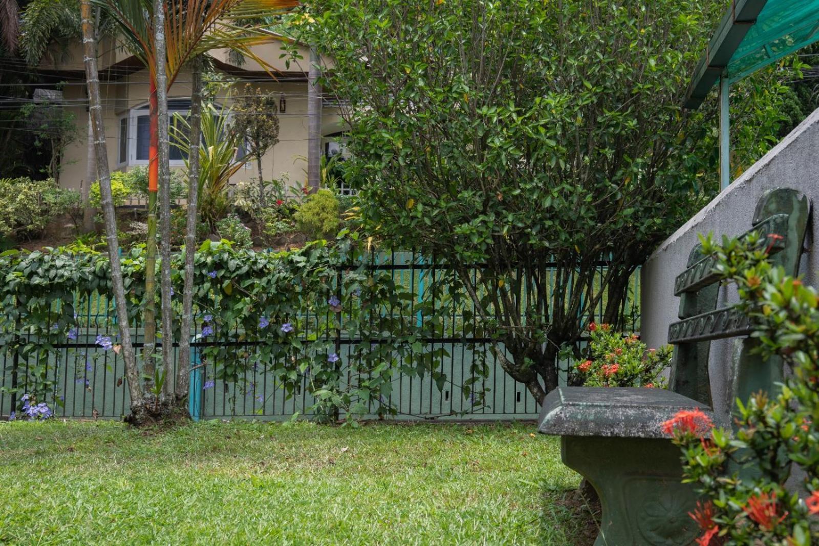 Kandy Twin Hostel Bagian luar foto