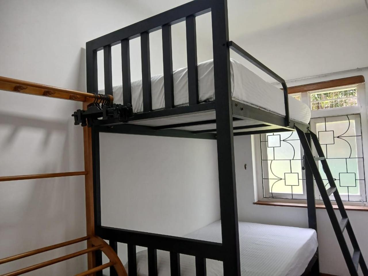 Kandy Twin Hostel Bagian luar foto