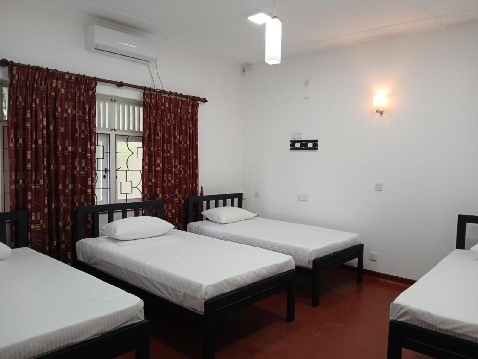 Kandy Twin Hostel Bagian luar foto