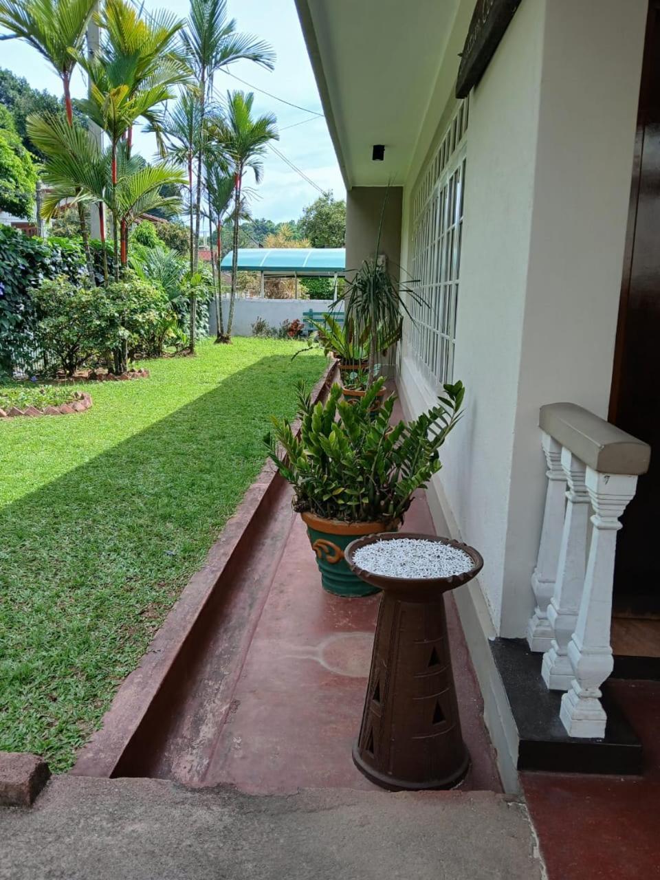 Kandy Twin Hostel Bagian luar foto